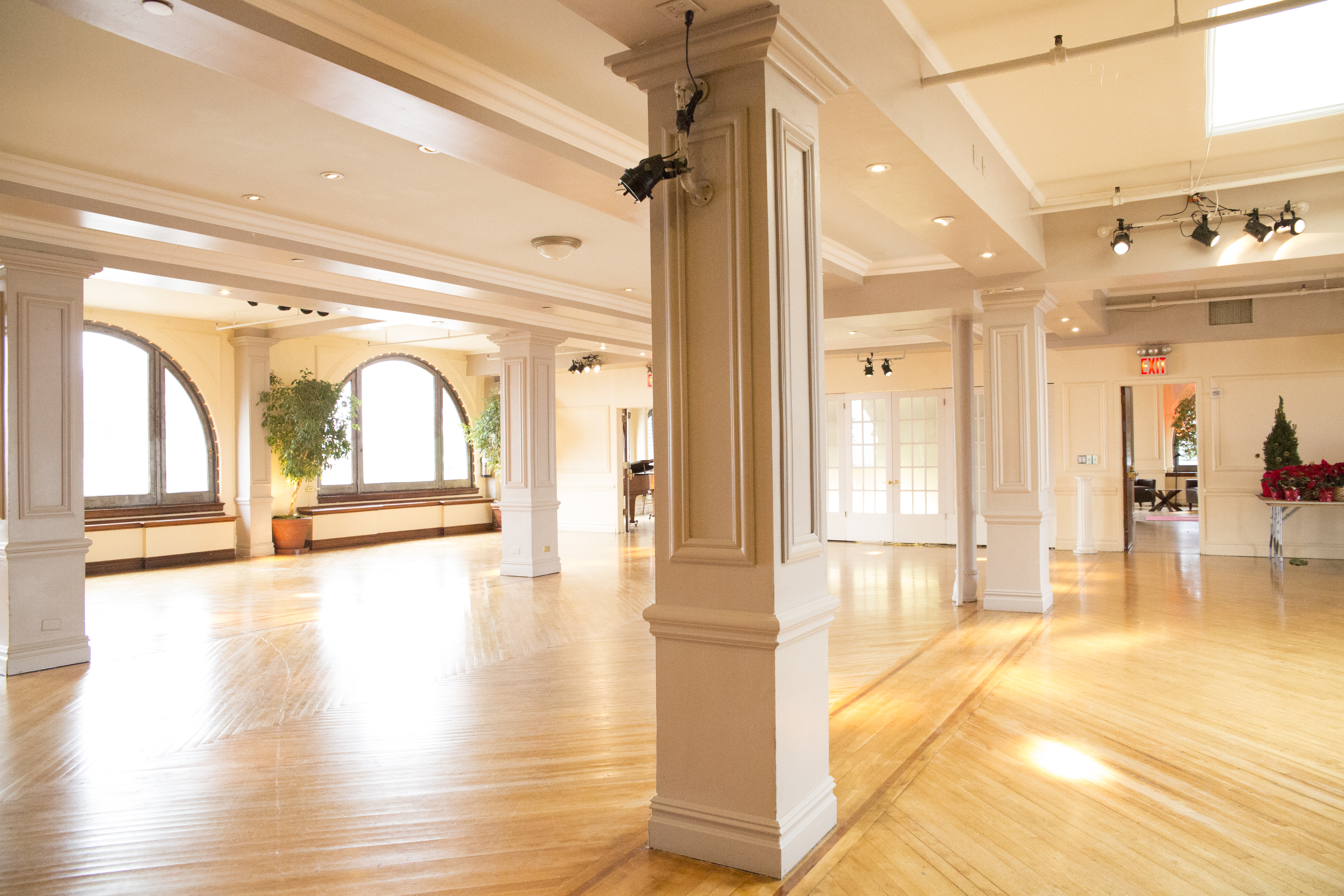 Fancy hardwood floors flow into a large dance area making this a great choice for weddings, corporate events, or intimate dinners.